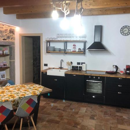 La Torre A Colori Bed & Breakfast Esine Exterior photo