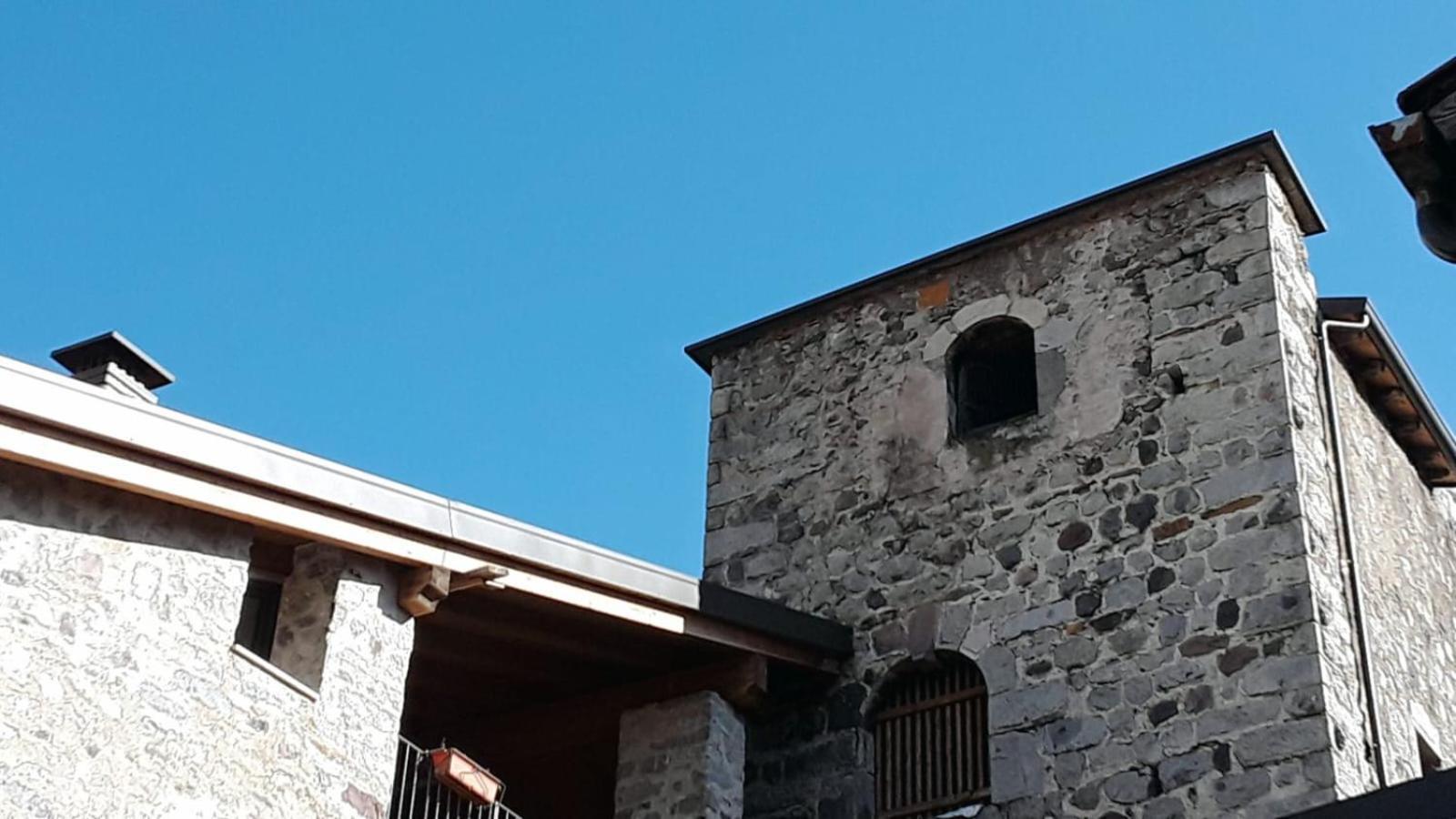 La Torre A Colori Bed & Breakfast Esine Exterior photo